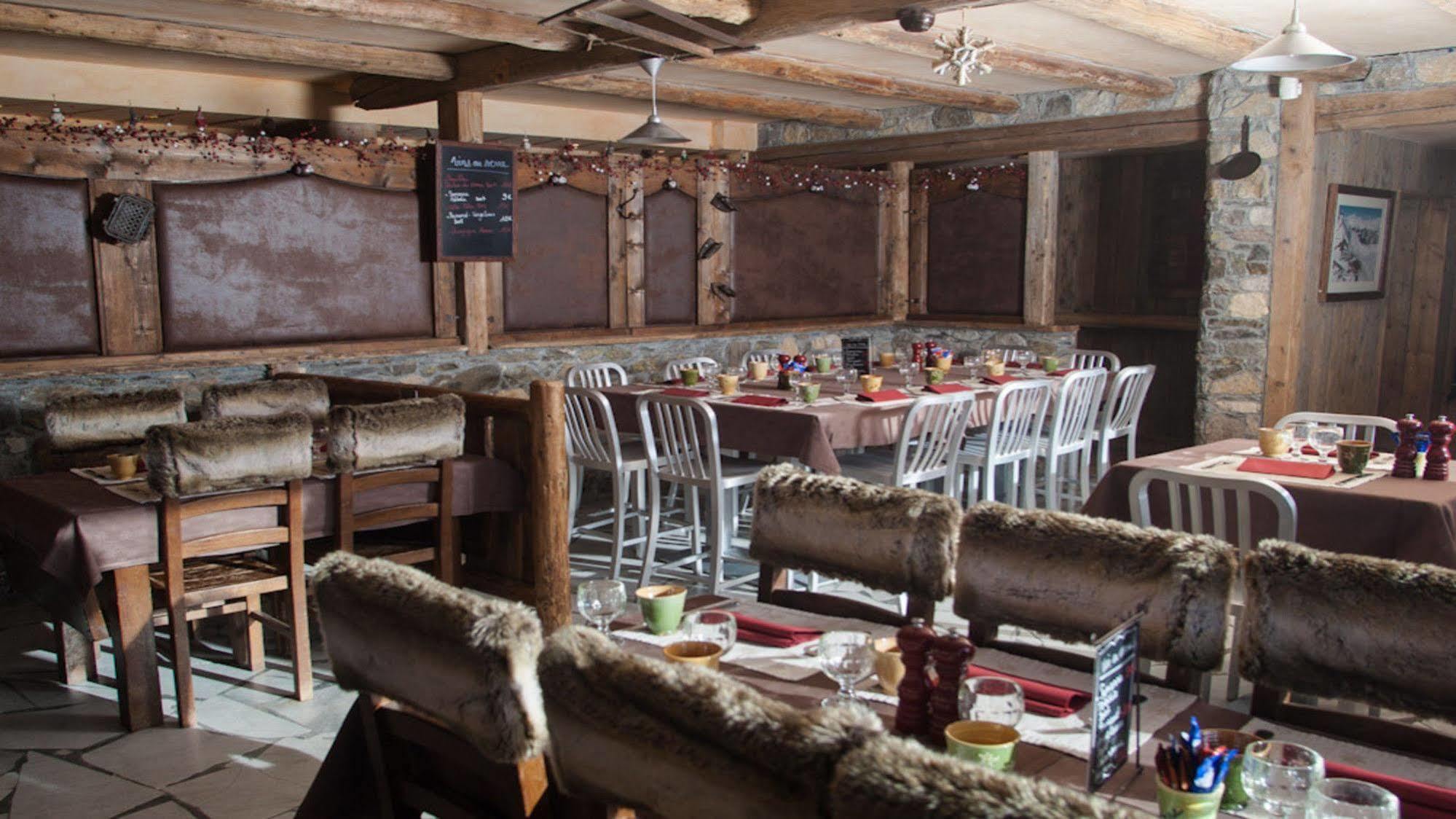 Hotel Le Tremplin 메리벨 외부 사진